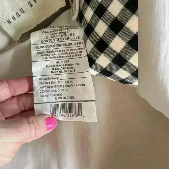 NEW Rae Dunn - Gorgeous JOY TO THE WORLD - Down Filled Accent Christmas Pillow - Picture 9 of 11